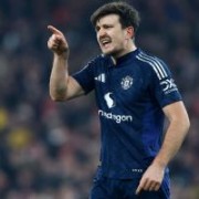 马中锋的实力！9分钟3射1正险绝平，3争顶全成功数据好于霍齐2人